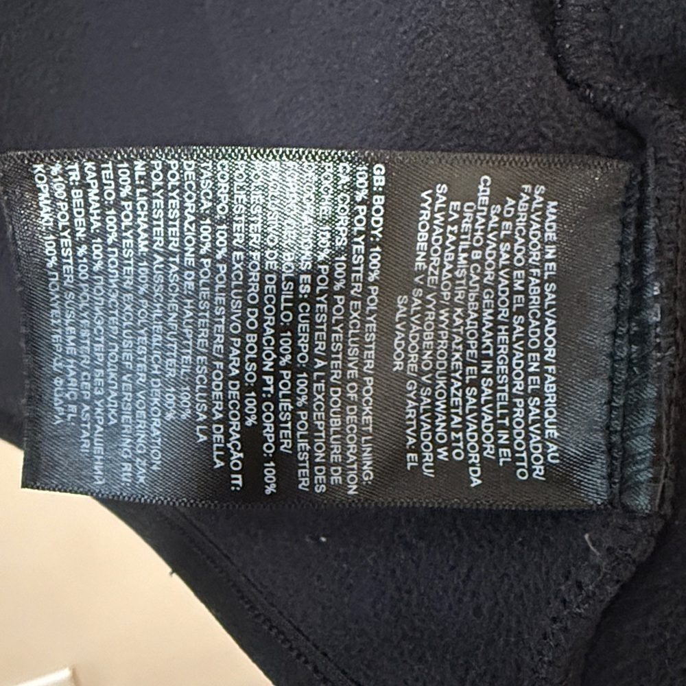 The North Face Black Fleece Jacket - Picture 5 of 5